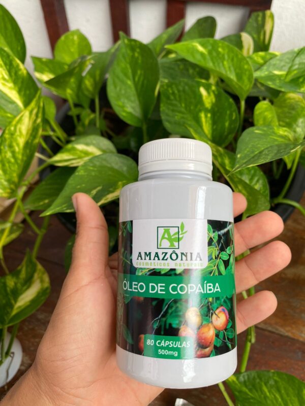 CÁPSULA DE COPAÍBA COM COLÁGENO